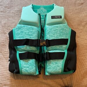 Connelly Adult Small Mint Green Life Vest